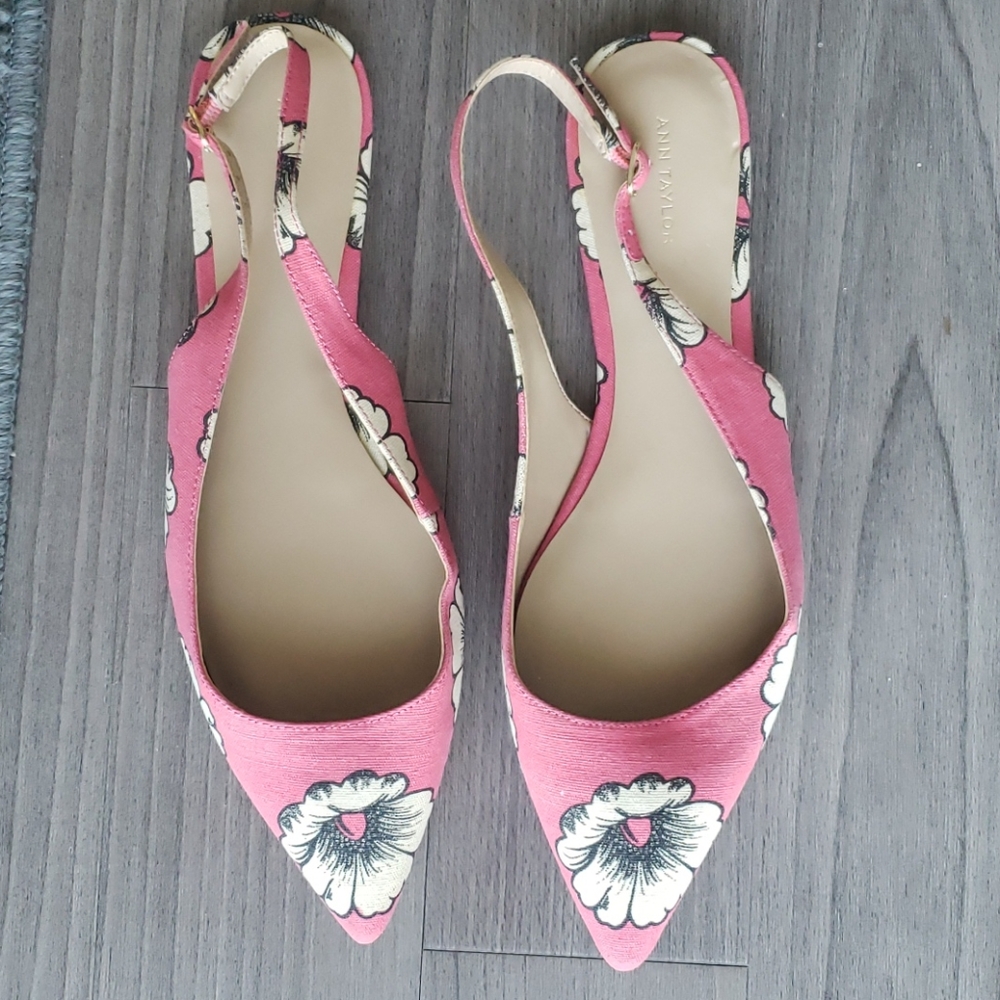 Ann Taylor pink Floral Slingback flats